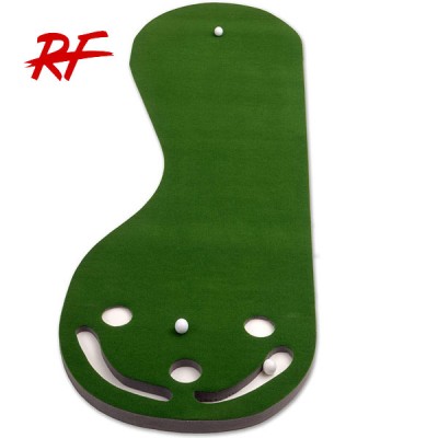 Grassroots Par Three Putting Green (9-feet x 3-feet)